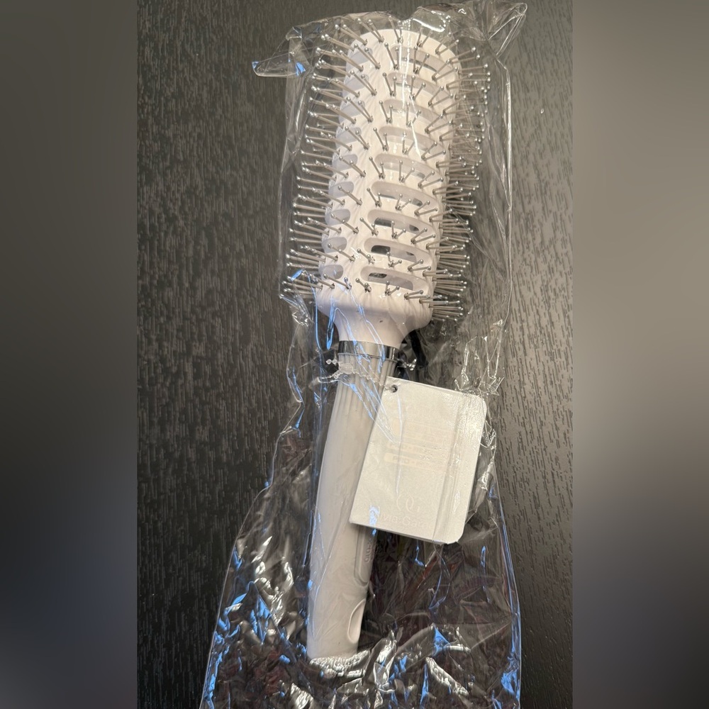 Olivia Garden Ceramic + Ion Turbo Vent Pro Hair Brush with pick LARGE